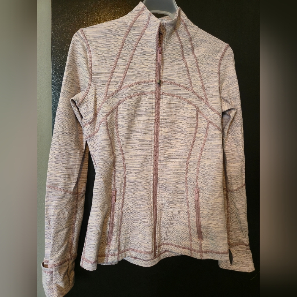 Lululemon Athletica Define Heathered Pink Purple and White Jacket Size 8 EUC